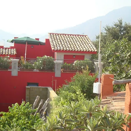 Castello Rosso Rodi